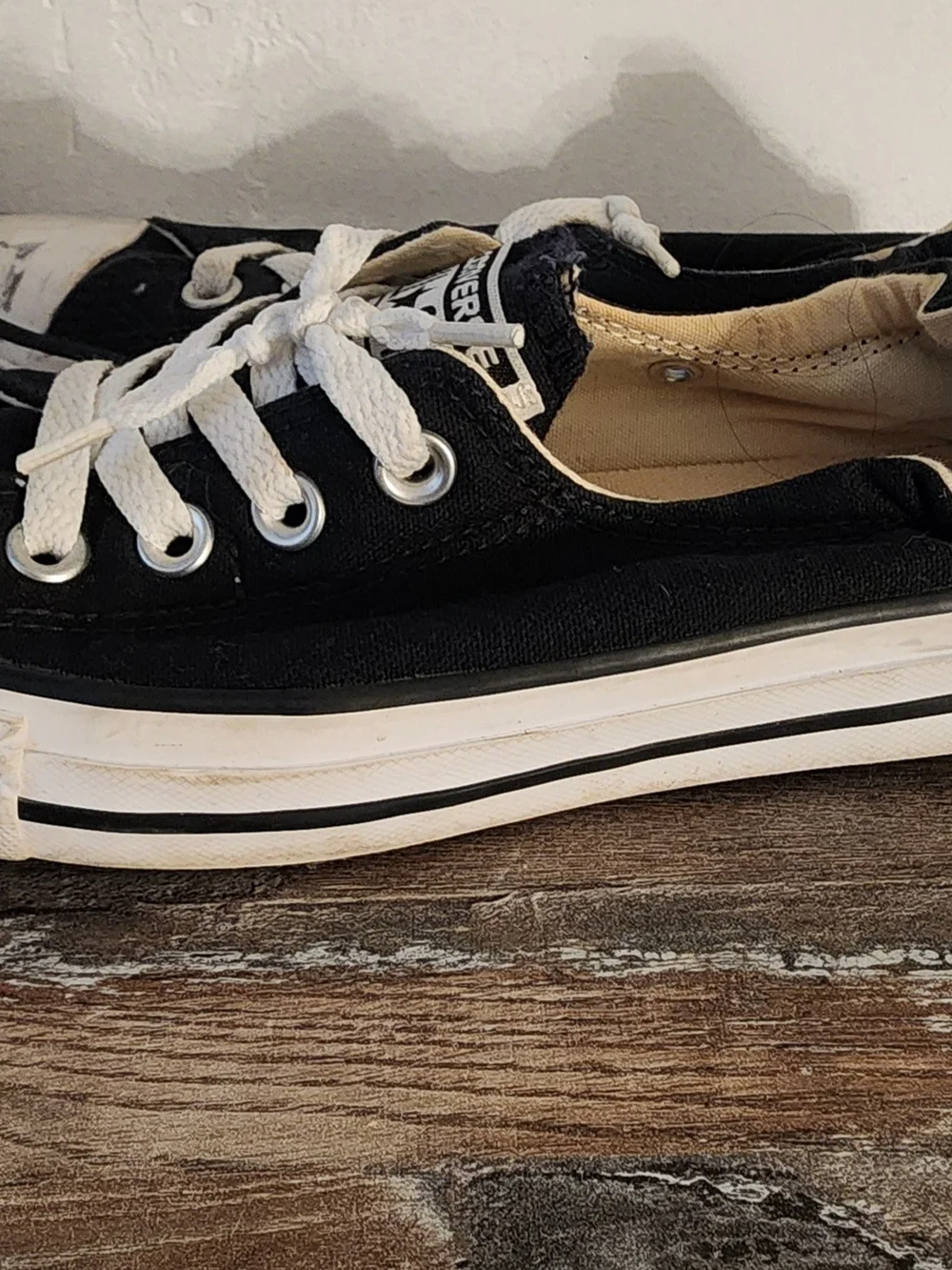 Converse black canvas